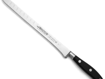 Cuchillo jamonero Arcos Riviera con alvéolos, hoja de 250 mm de acero Nitrum para lonchear brisket y jamón (vista 1)