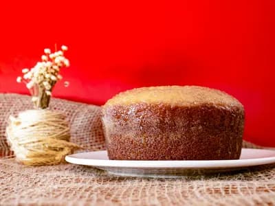 Bizcocho casero esponjoso tipo coca de llanda valenciana