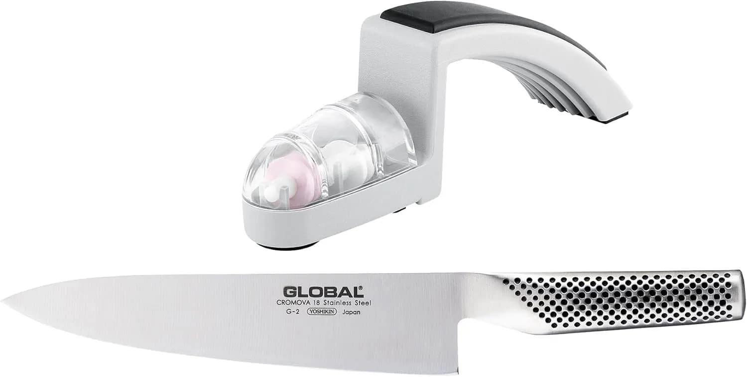 Set Global G-2: cuchillo chef de 20 cm monobloque de acero CROMOVA 18 con afilador MinoSharp 220-BR (vista 1)