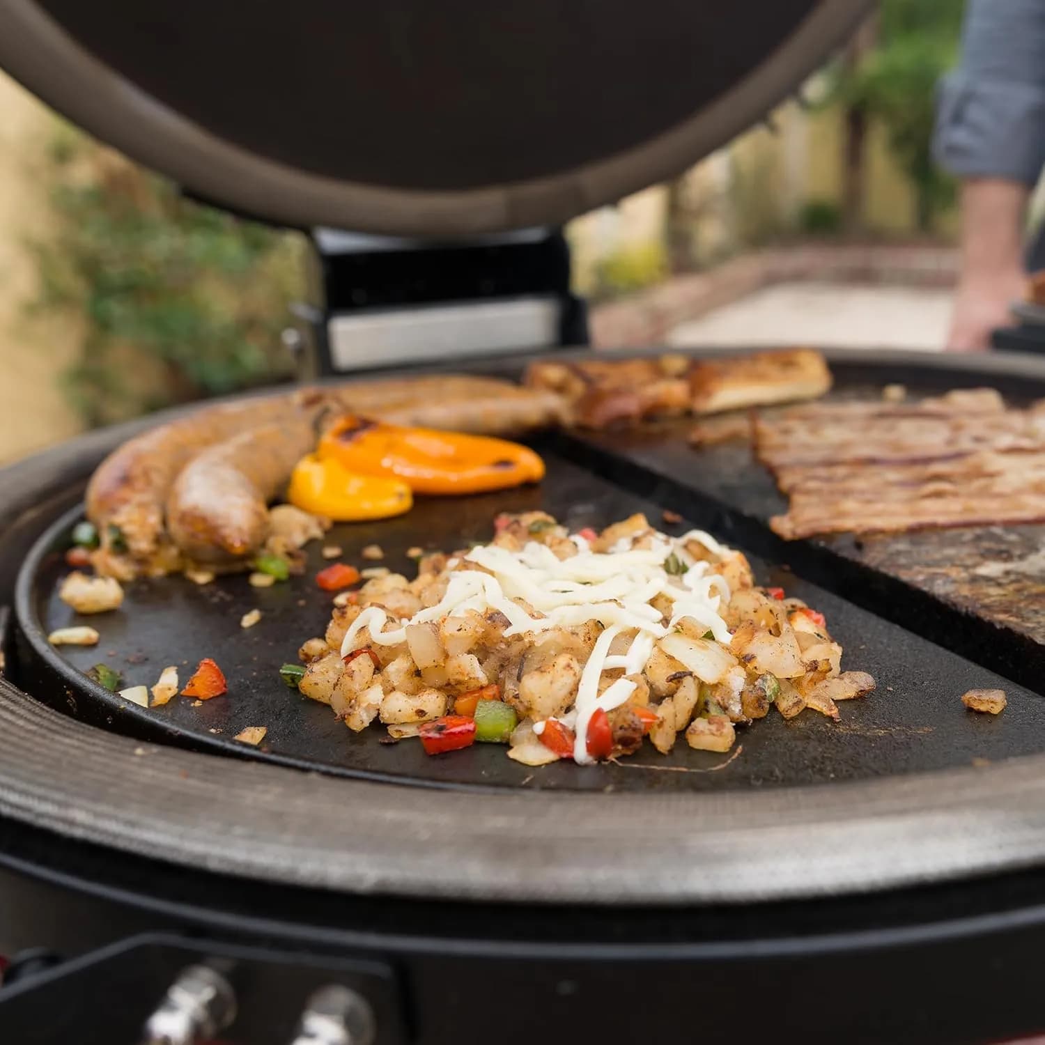 Kamado Joe Plancha Reversible de Hierro Fundido Half Moon (Classic)