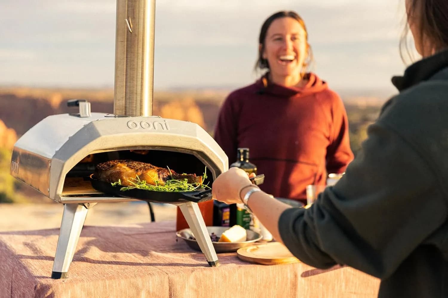 Ooni Karu 12 - Horno de pizza multicombustible (gas, leña y carbón)
