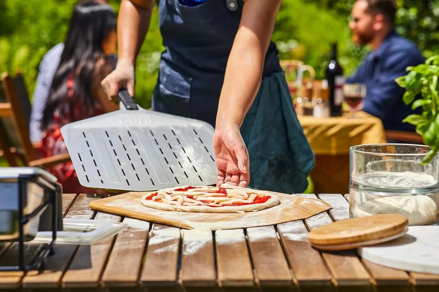 Ooni - Pala de pizza perforada de aluminio de 12"