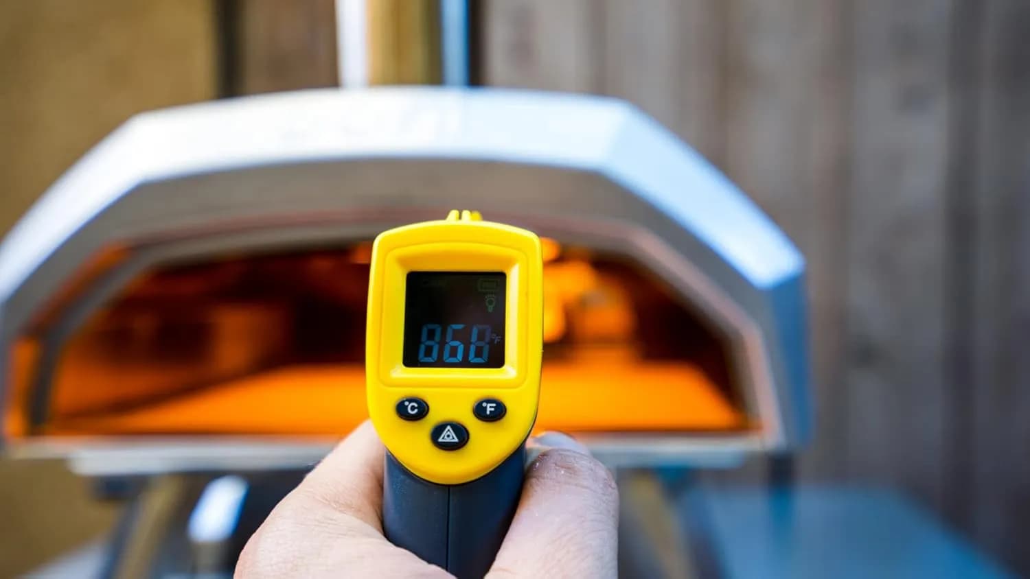 Ooni - Termómetro infrarrojo digital para horno de pizza
