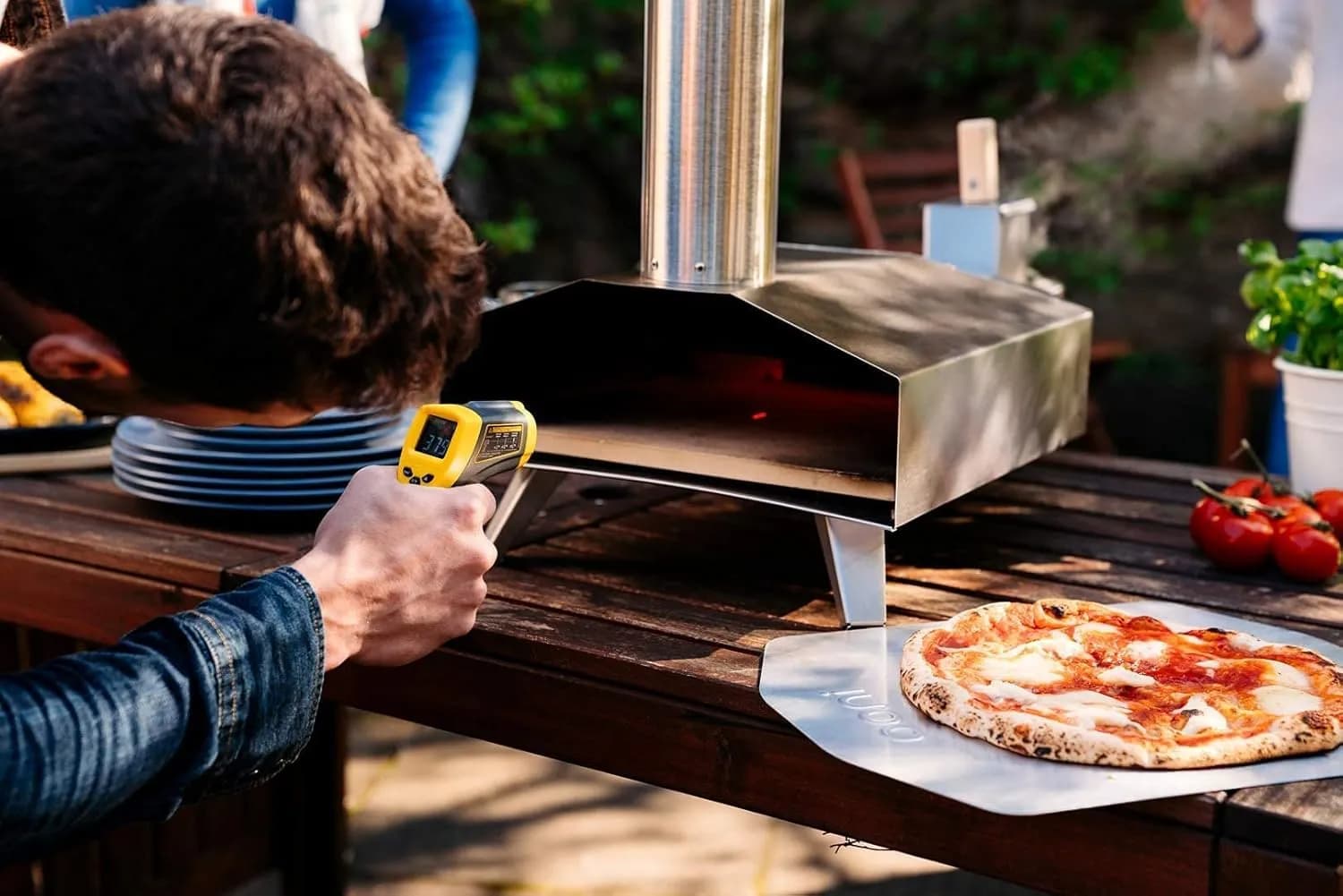 Ooni - Termómetro infrarrojo digital para horno de pizza