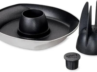Soporte para pollos Weber Style 6731 para asado vertical en barbacoa (vista 1)