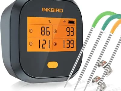 Termómetro WiFi Inkbird IBBQ-4T con cuatro sondas con código de color, estación recargable de base magnética y app (vista 1)